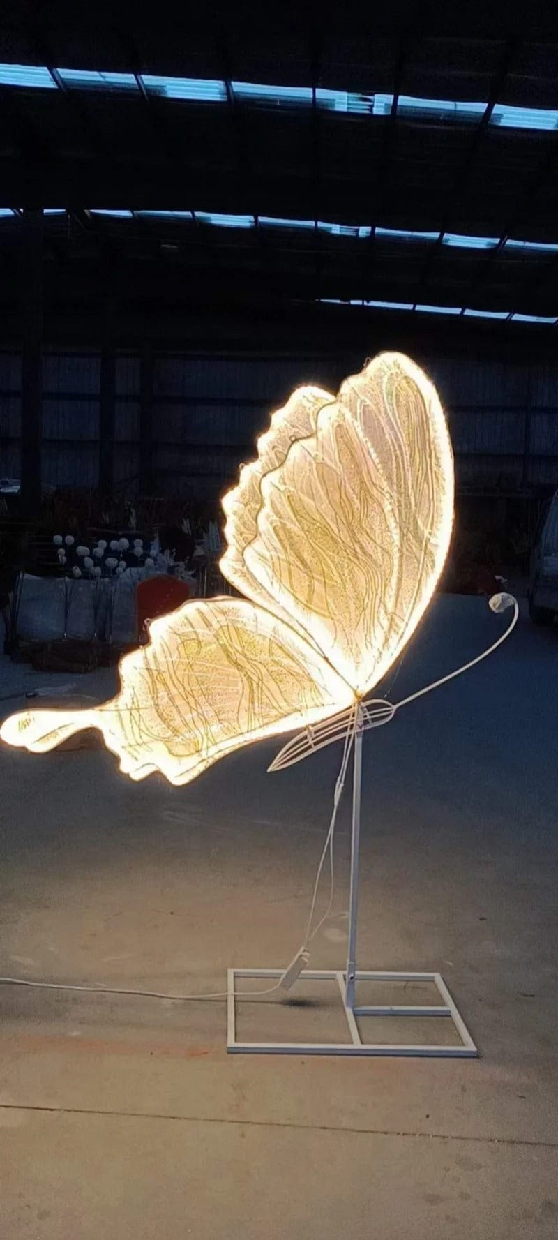 WeddingStory Shop Venue Decorations Wedding LED Butterfly 5 FT Lamp for Floor or Ceiling Decor